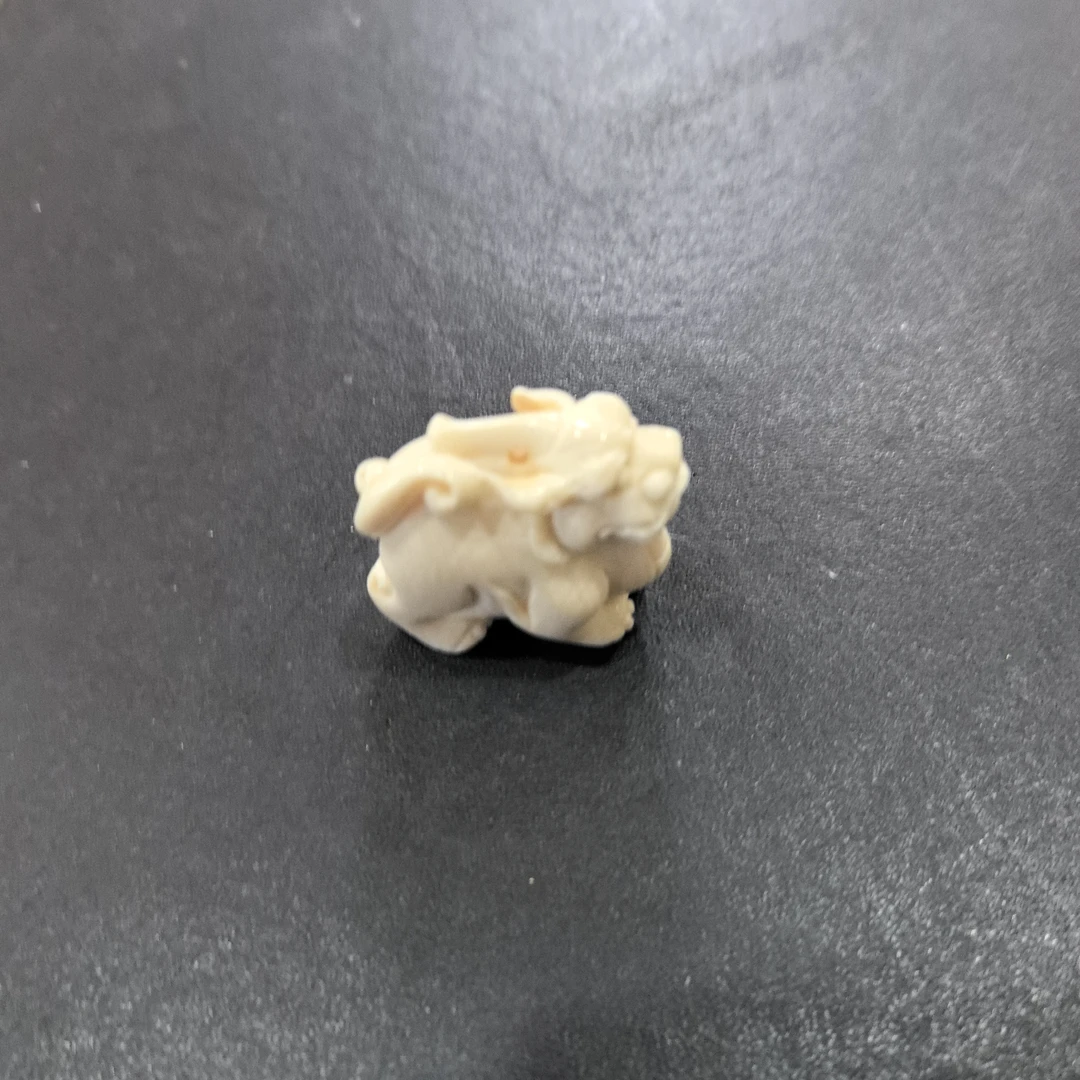 猛犸约16.6克雕刻件ZL0127