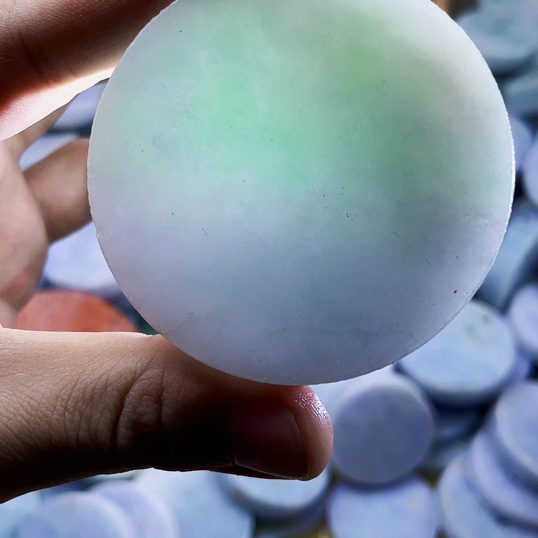 翡翠裸石翡翠首饰