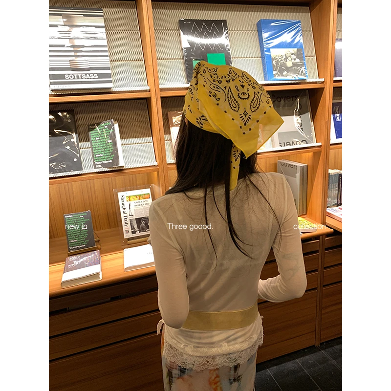 THREE GOOOD/三吉梦幻风长袖百搭修身蕾丝拼接长袖T恤Y725Y00761