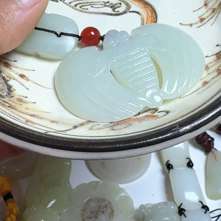 瓷片路**人新号开播瓷器盘子