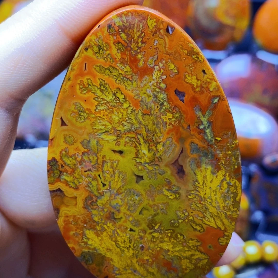 玛瑙/玉髓颈饰未镶嵌