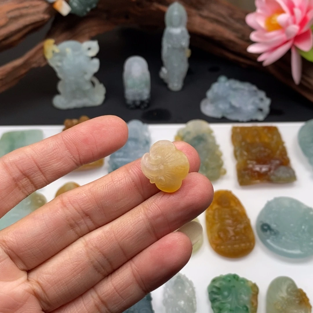 定制翡翠未镶嵌不退不换