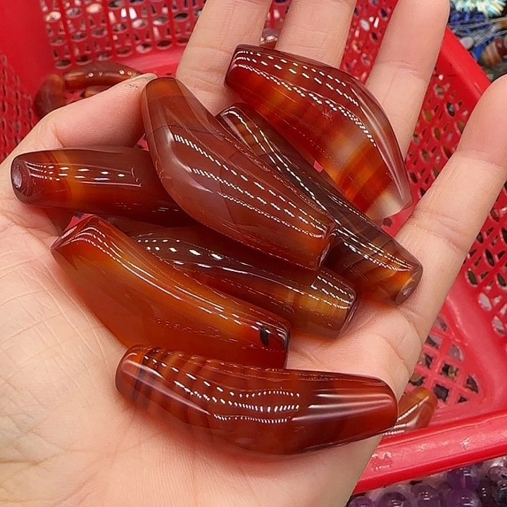 玛瑙/玉髓合金珠宝半成品玛瑙月牙一个混发不挑