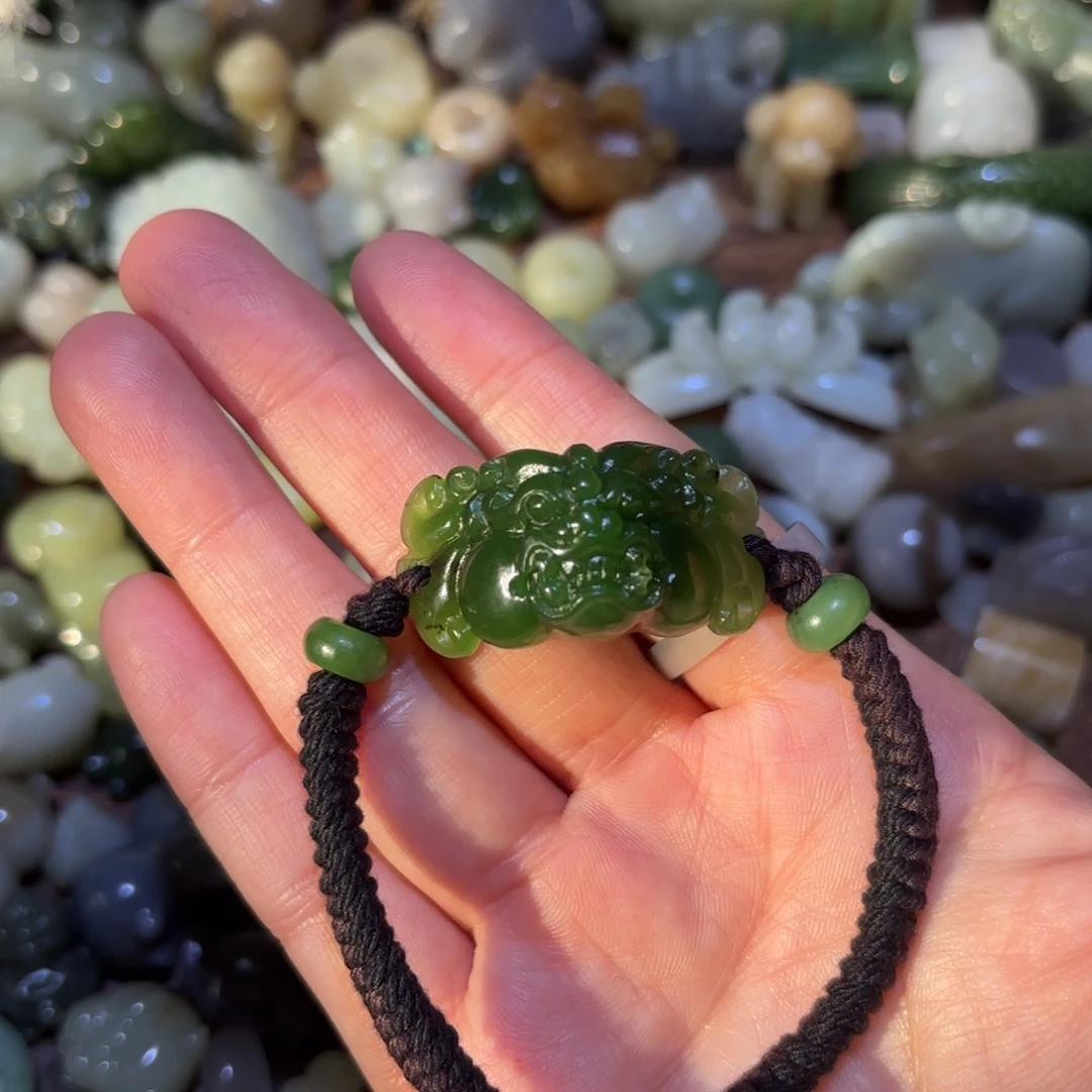 和田玉未镶嵌珠宝半成品