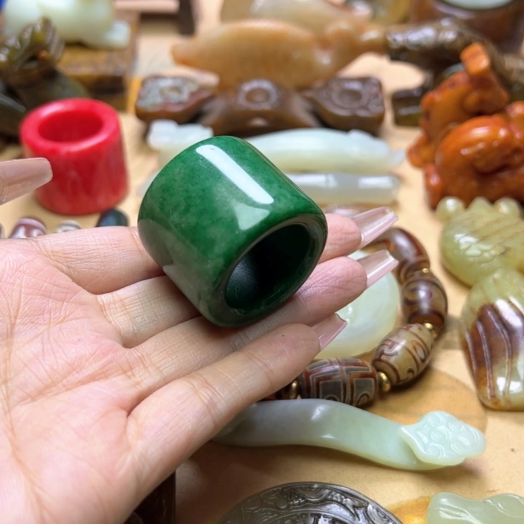 【闪购商品】蛇纹石玉颈饰未镶嵌