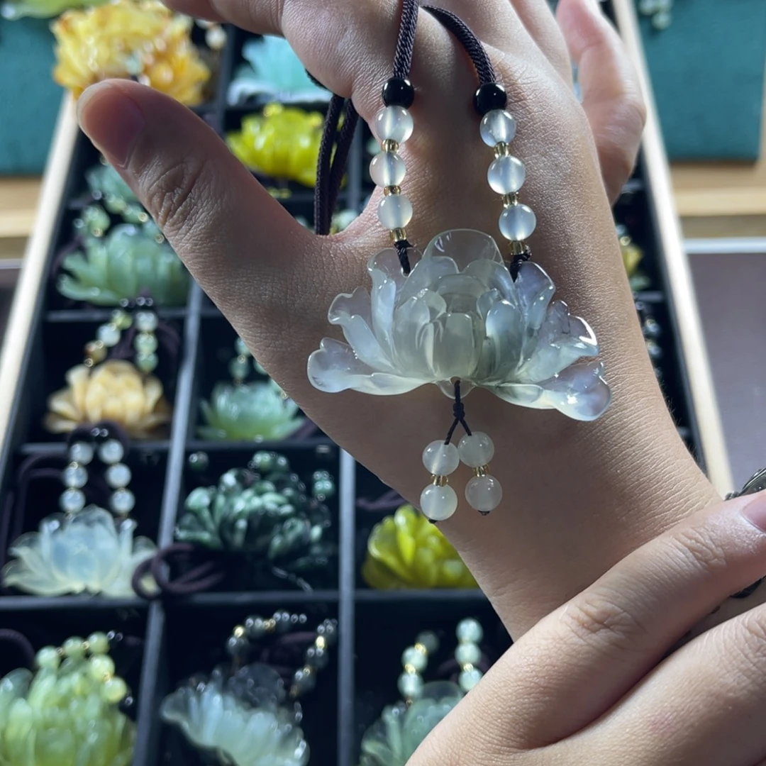 合金蛇纹石玉颈饰19