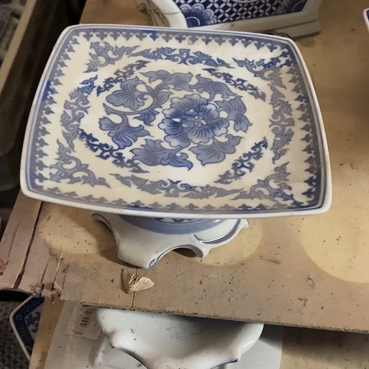 摆件青花瓷手工手绘高温釉下彩，居家高脚