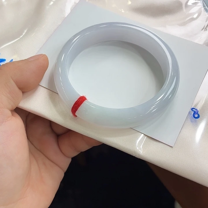 翡翠未镶嵌手镯3号