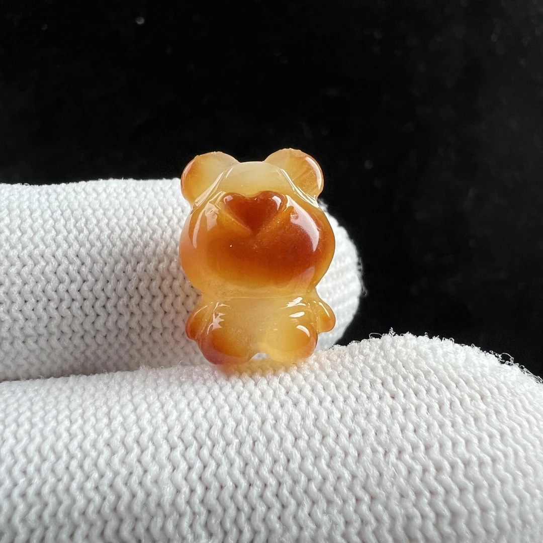 M6966天然原矿俄料蜜蜡 小熊 11.3*15mm支持鉴定
