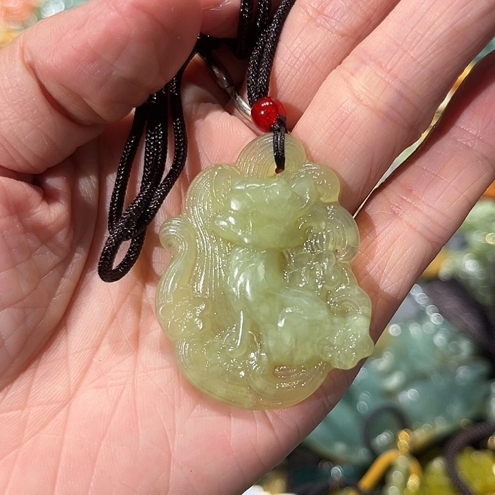 未镶嵌岫玉毛衣链
