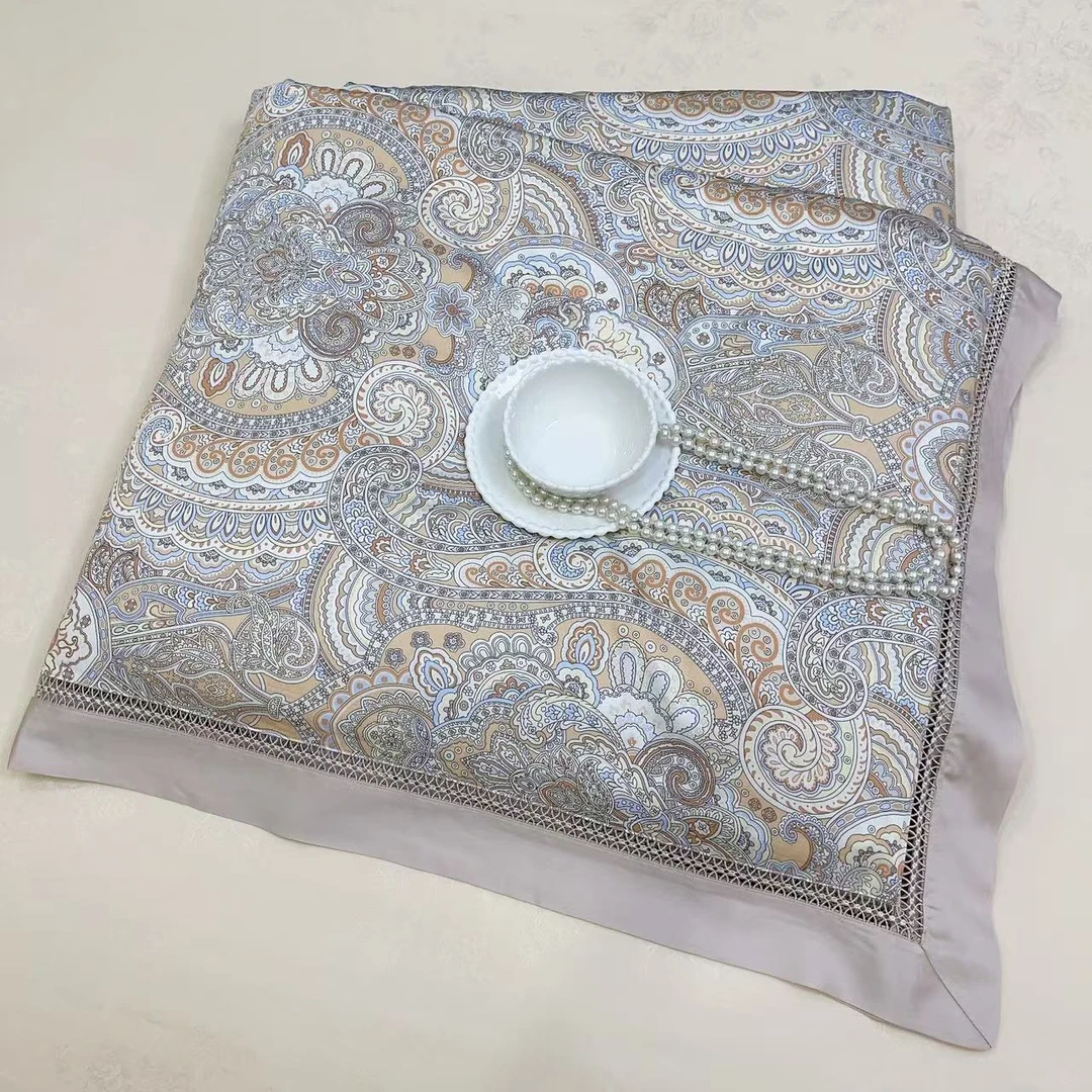 【罗浮宫】高端奢华镂空兰精天丝超细旦柔软丝滑裸睡机洗凉感春夏被