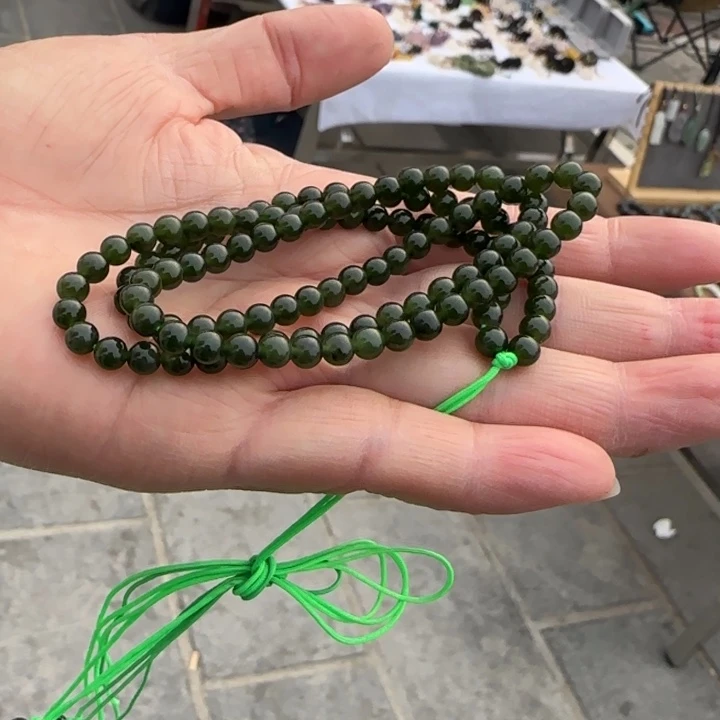 和田玉颈饰未镶嵌碧玉108