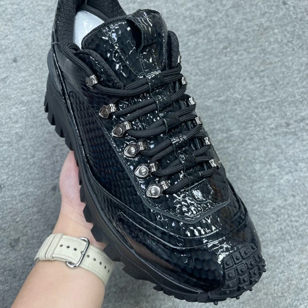 8617-11-亮黑-稀有皮-男士休闲鞋