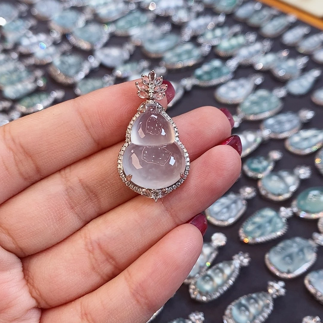 翡翠颈饰未镶嵌T***门天然缅甸a货翡翠