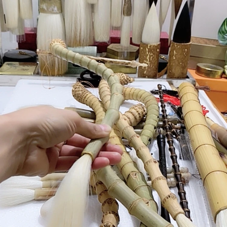 【闪购商品】禾**页纯羊毫胡须笔24口径1.0