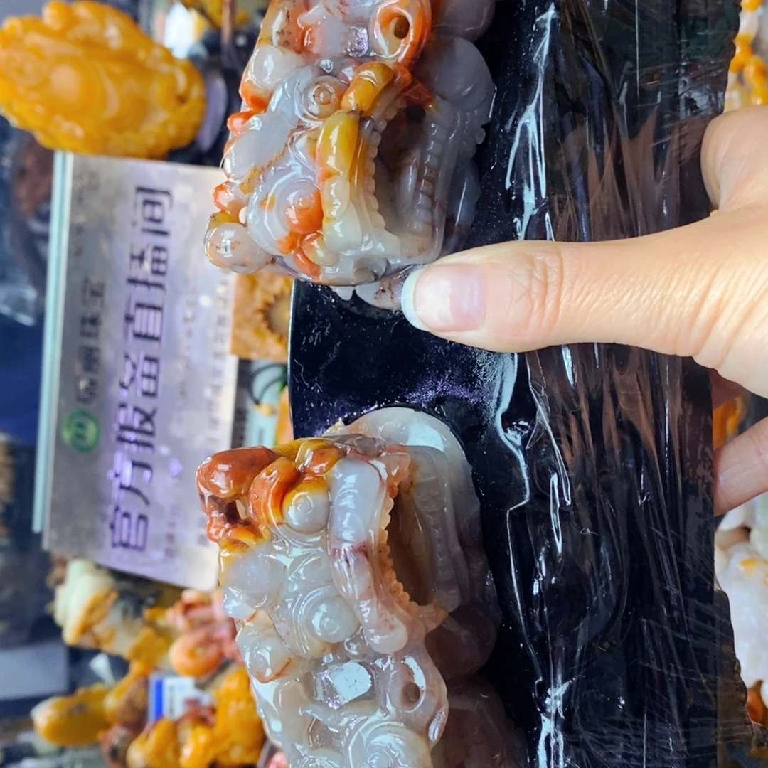 未镶嵌石英质玉（黄龙玉）吊坠(不含链)