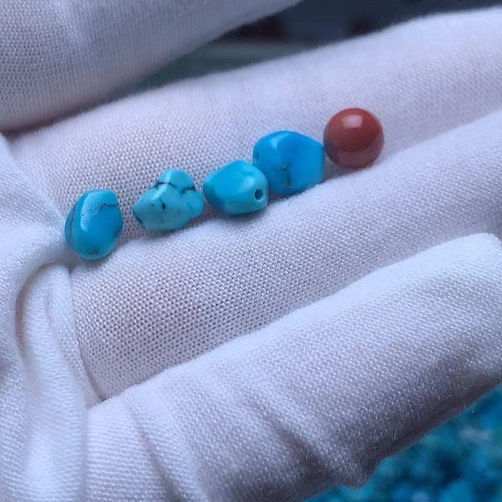 南红玛瑙未镶嵌珠宝奇石