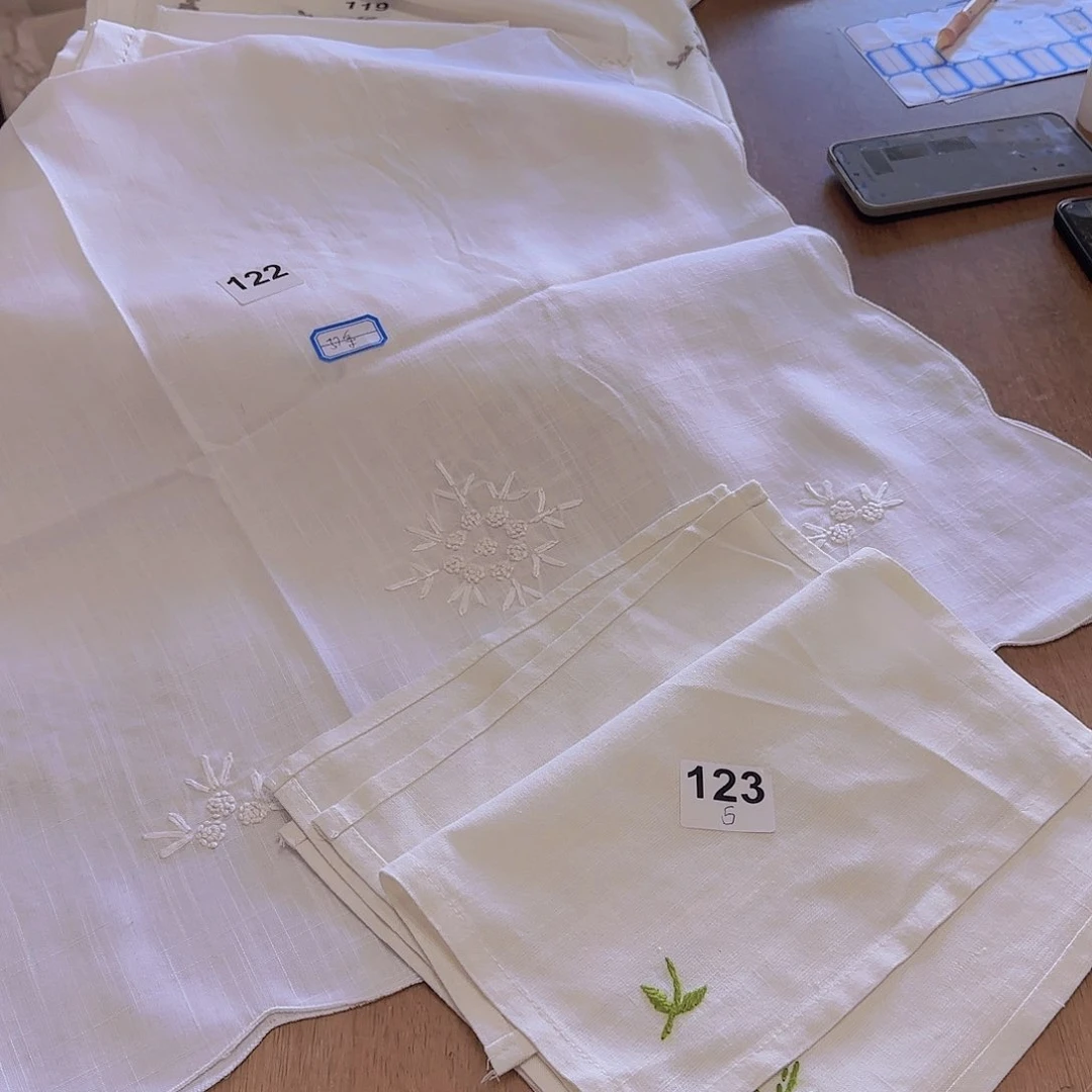 毛绒彩绣餐垫123号