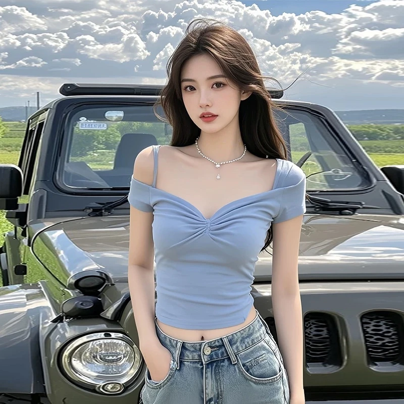 夏季女装设计感小众洋气露肩上衣女2025新款辣妹纯欲风短袖t恤衫