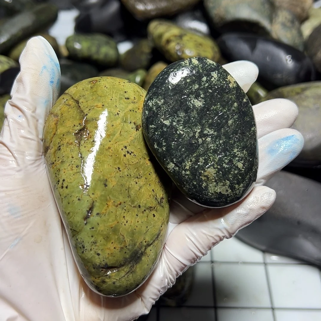 未镶嵌蛇纹石玉西藏藏玉药王石麦*