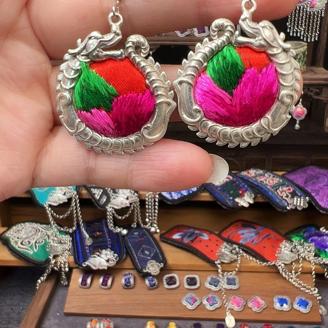 织绣手工刺绣工艺品