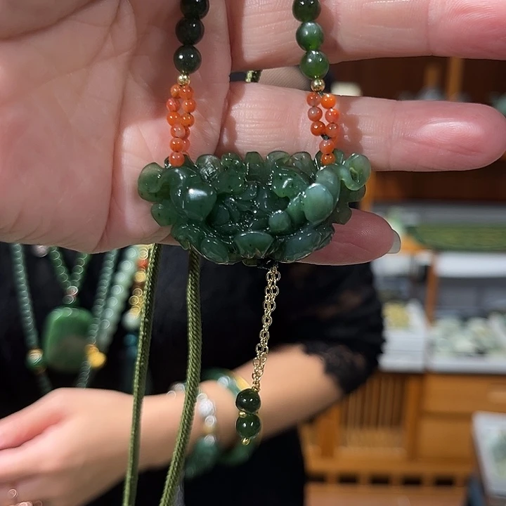 毛衣链未镶嵌和田玉（糖玉）