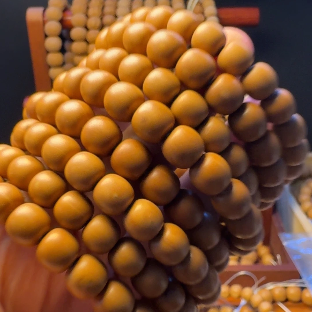 文玩核桃手串潇云阁，老型，微瑕，黑点➕反油