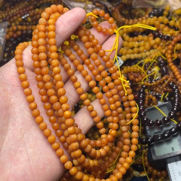 未镶嵌琥珀珠宝奇石