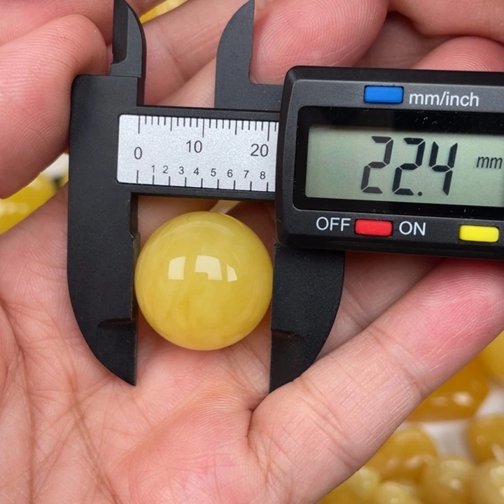 未镶嵌蜜蜡裸石昊**、蜜蜡圆珠