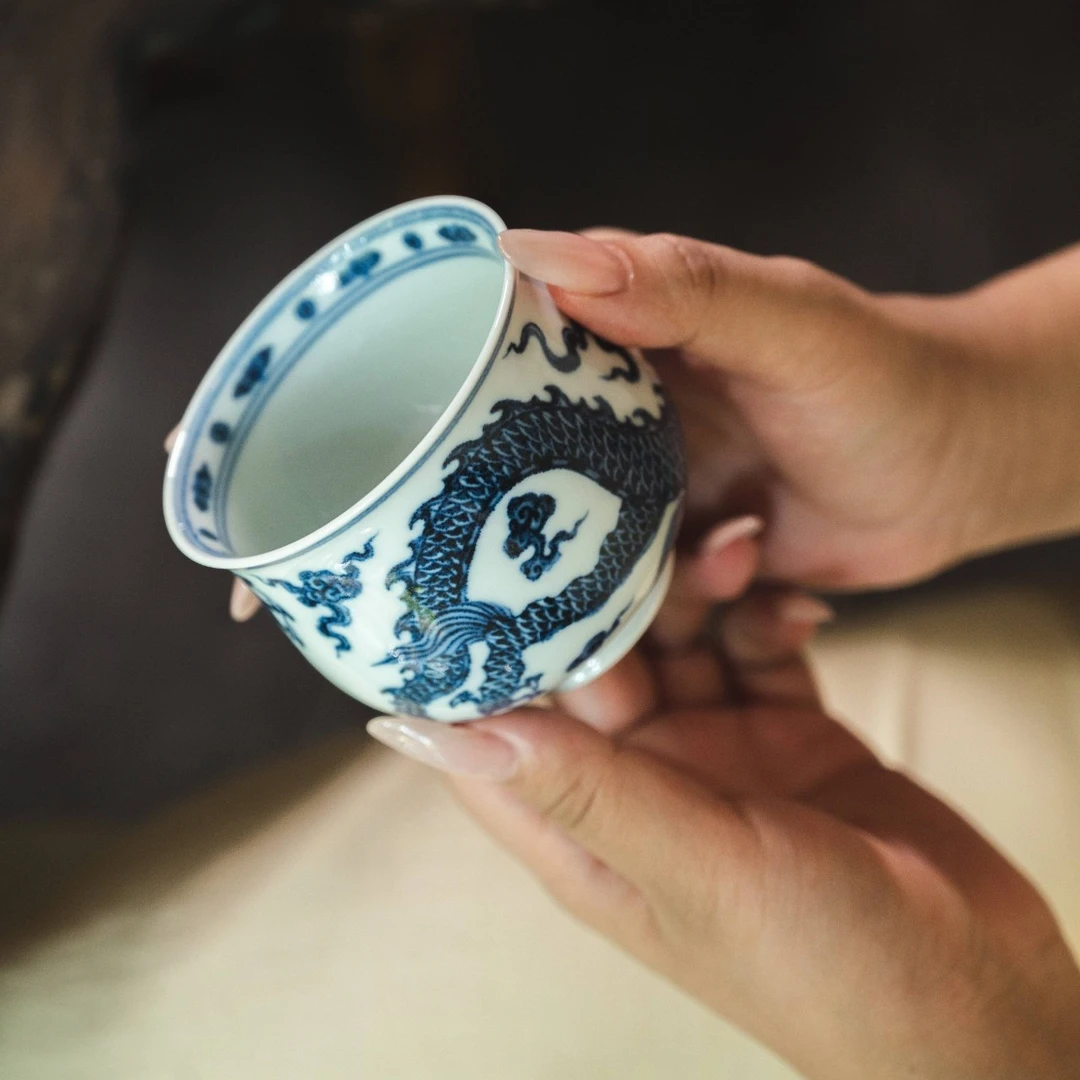 且斋回头龙高炉式杯