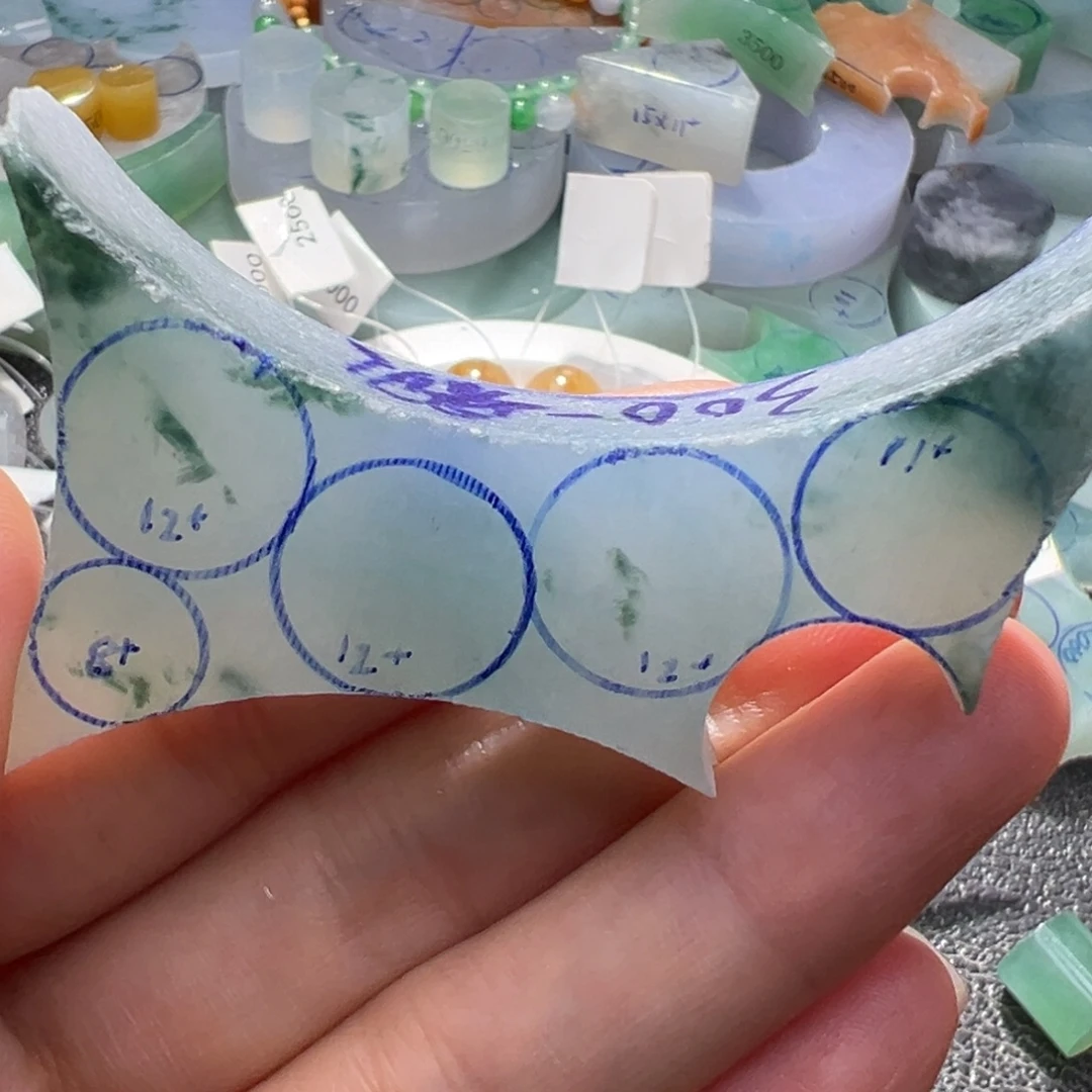定制翡翠未镶嵌翡翠