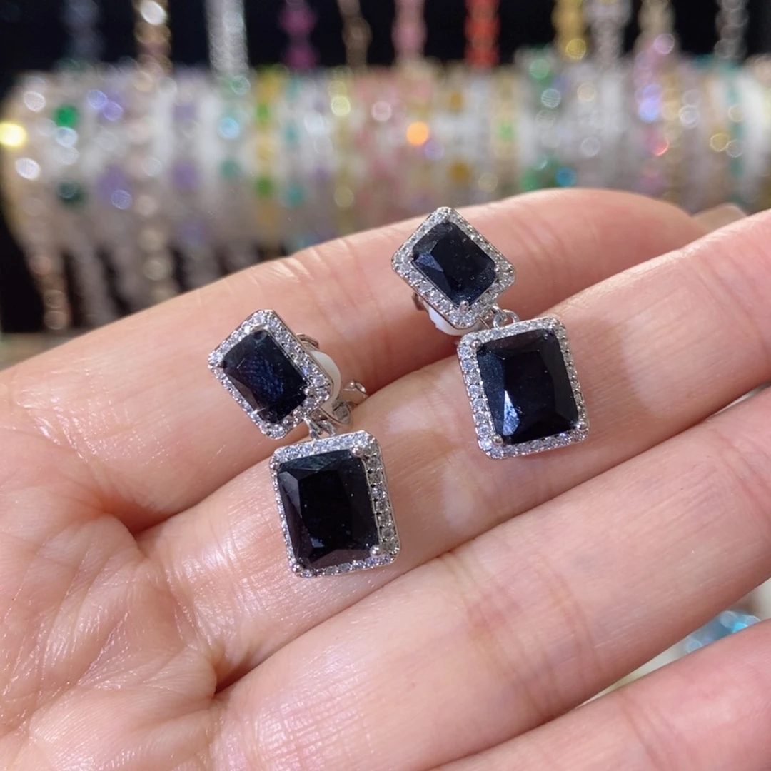 66锆石（处理）耳夹