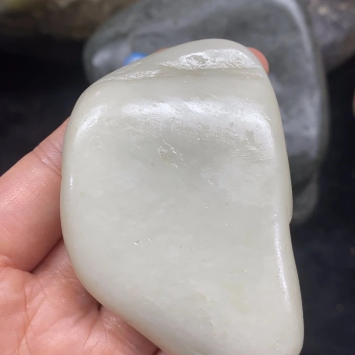 未镶嵌和田玉（糖玉）挂件