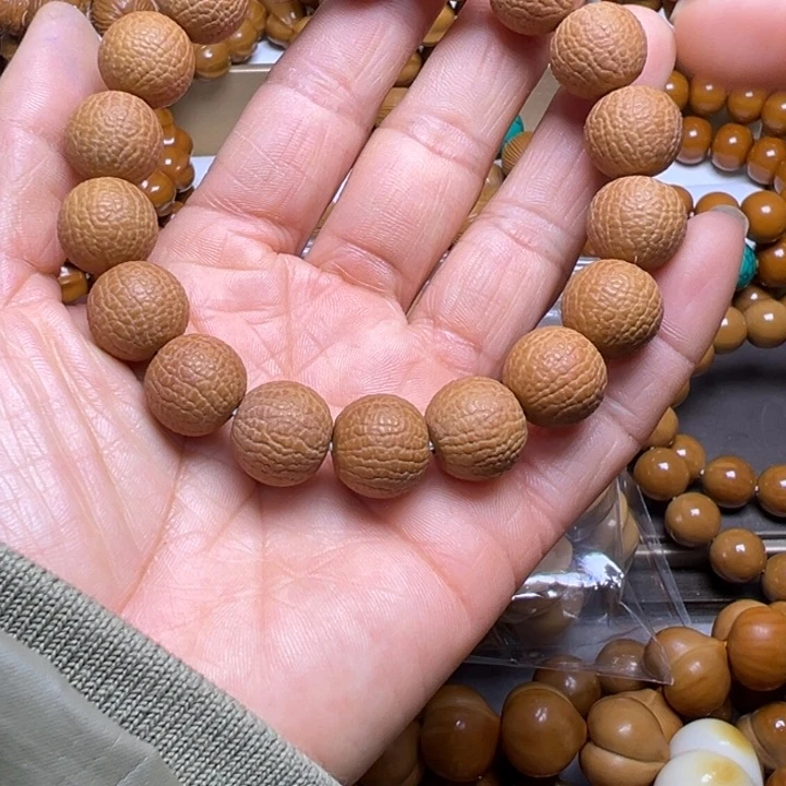 吊坠橄榄核聚宝盆