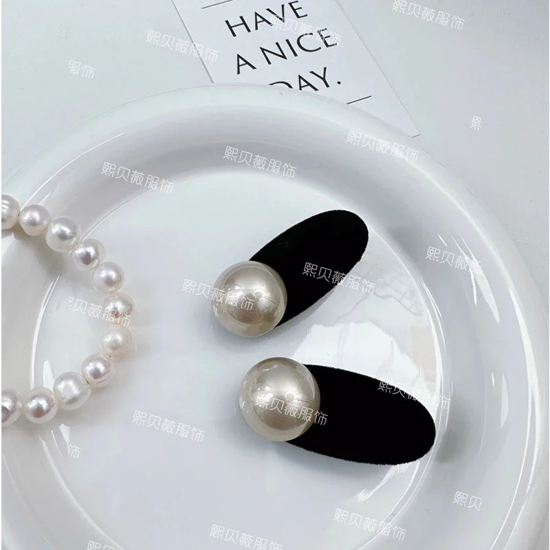 熙贝薇8 新款复古高级感珠珠丝绒鸭嘴夹简约气质发卡子 D8928