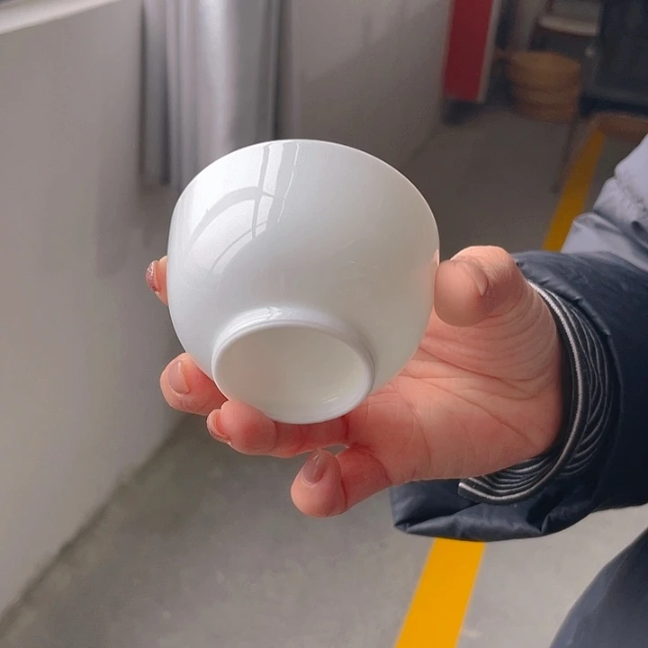 瓷片在线咨询服务态度不错呀