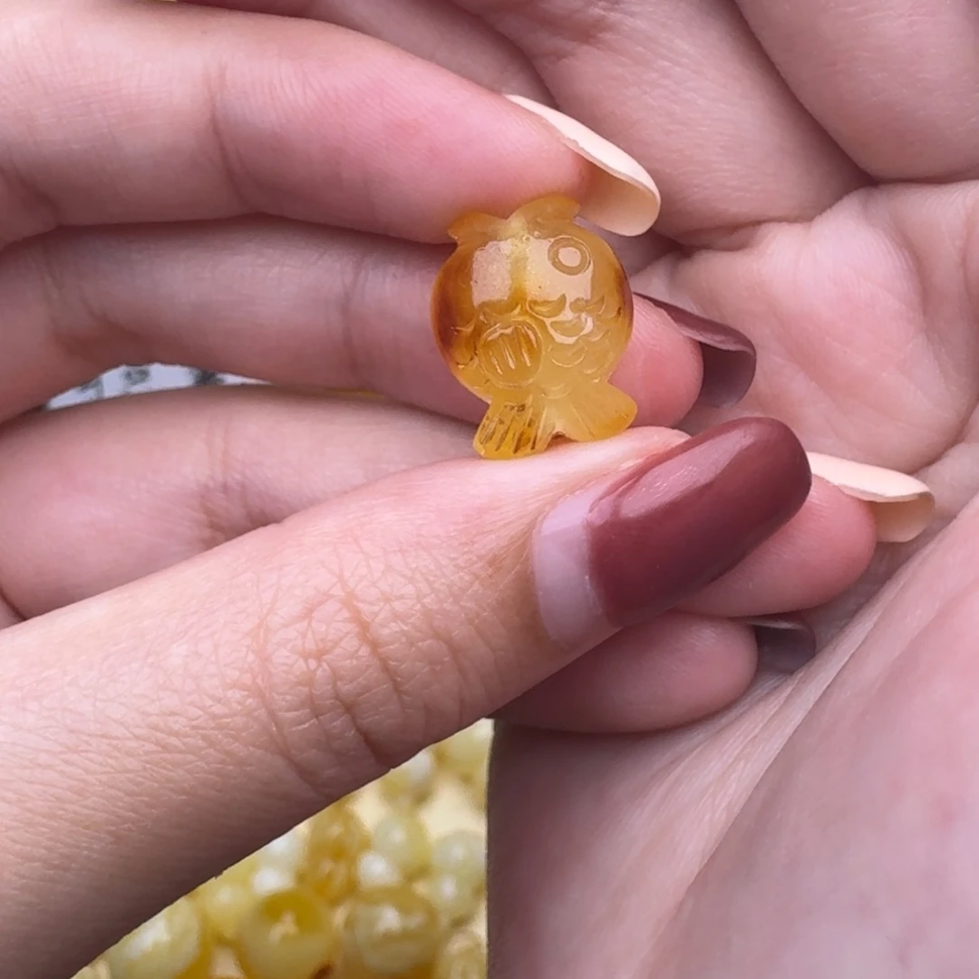 琥珀未镶嵌裸石5号