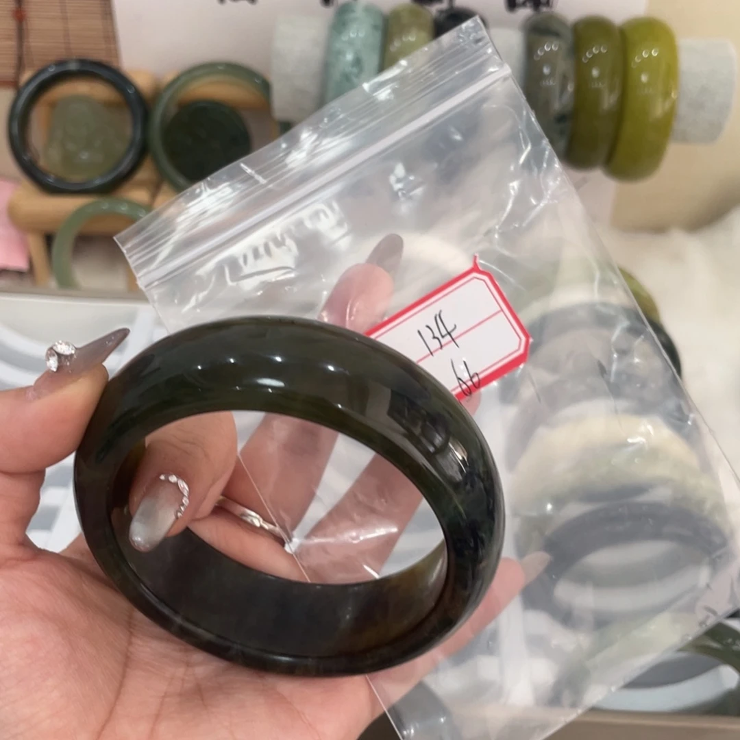 蛇纹石玉手镯未镶嵌阑*