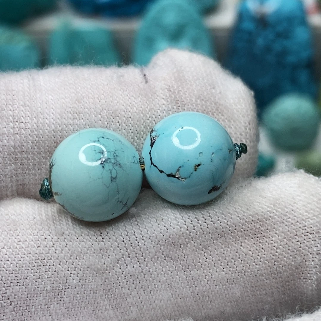 未镶嵌绿松石天然原矿 带武汉地大证书