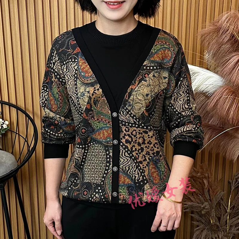 妈妈装秋季时尚圆领拼接假两件宽松显瘦洋气中老年女装长袖上衣