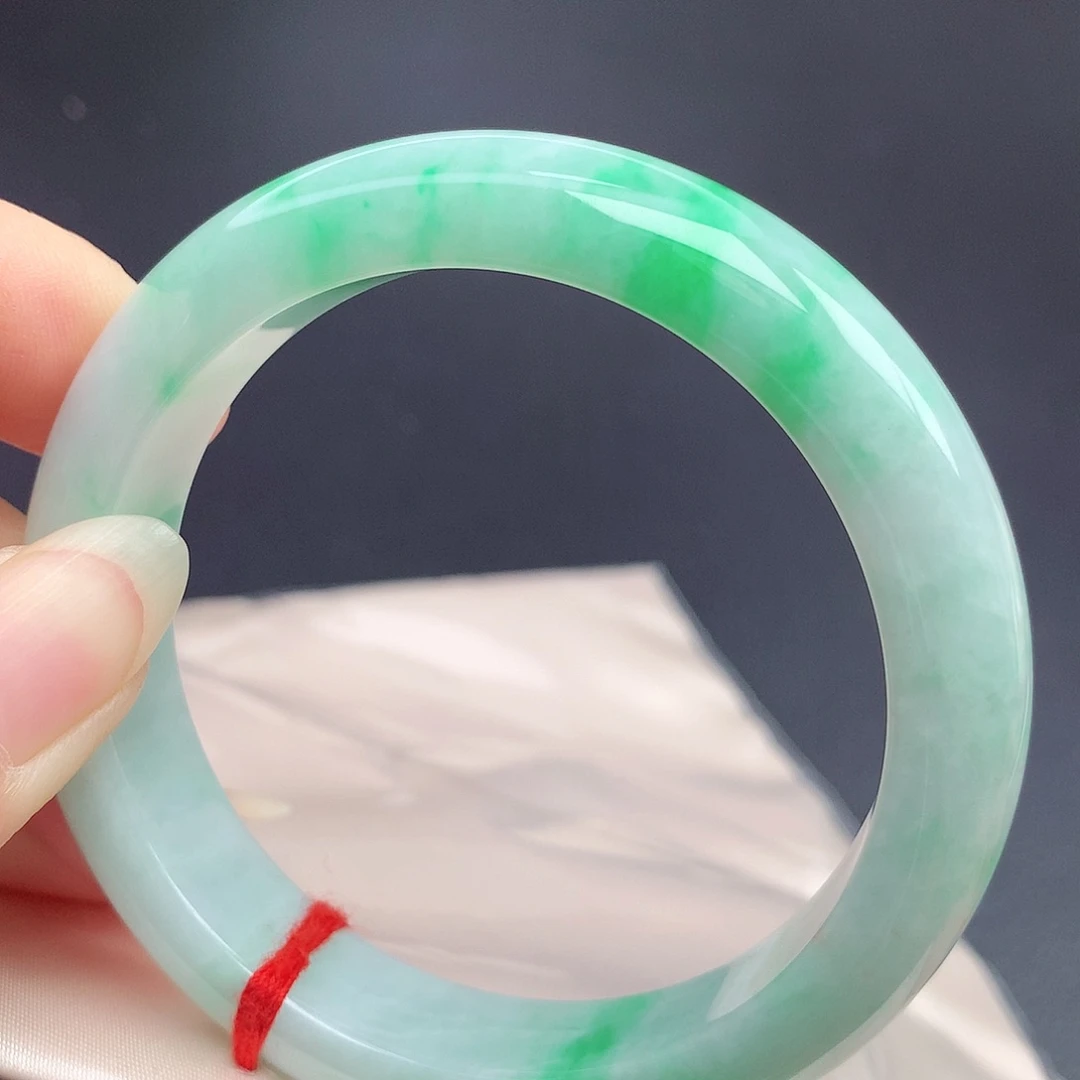 翡翠未镶嵌手镯54.6圈口