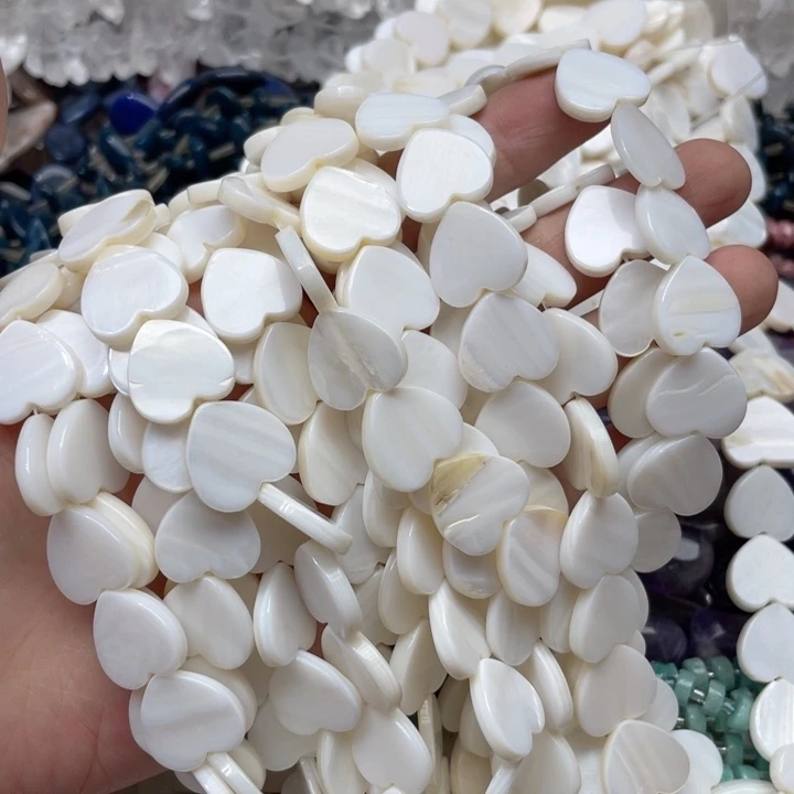 玛瑙/玉髓合金珠宝半成品一条15m白贝爱心