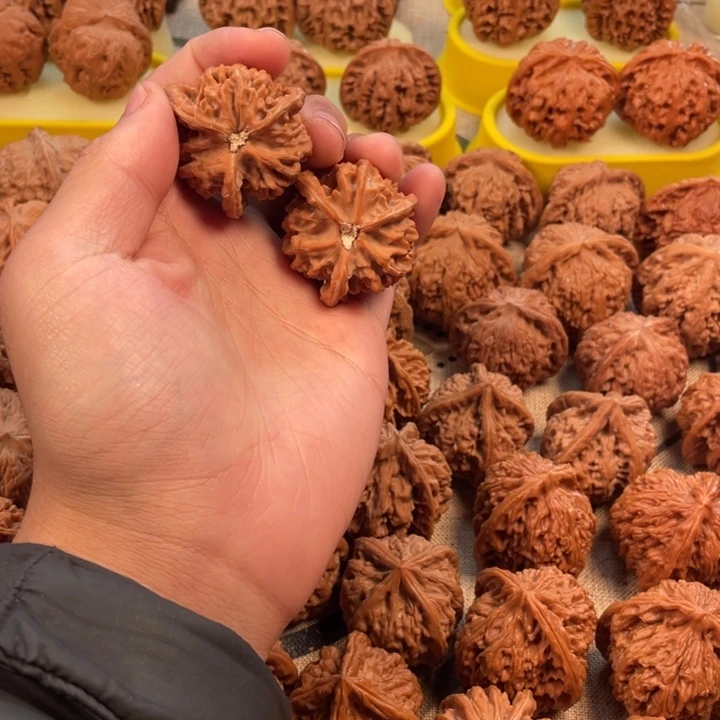 车***复吊坠桃核盘山三棱