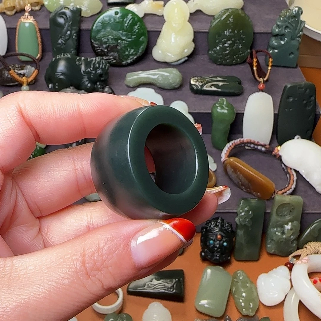 和田玉笔搁未镶嵌小**轻