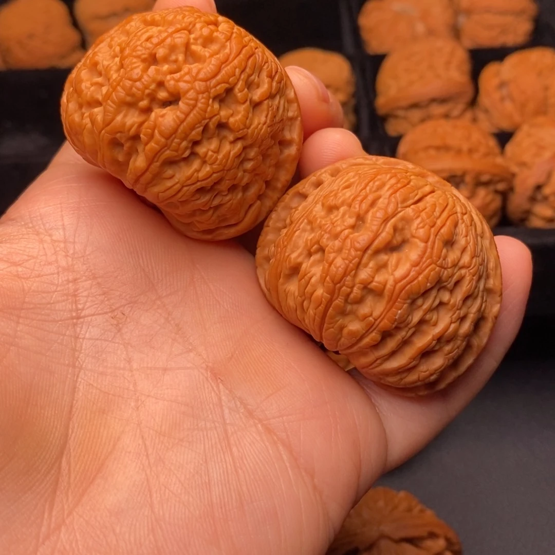 文玩核桃吊坠秦岭野生核桃