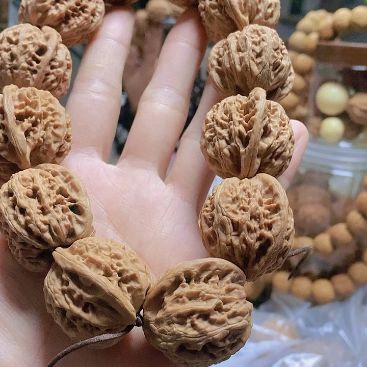 【闪购商品】文玩核桃把件31宫灯手持