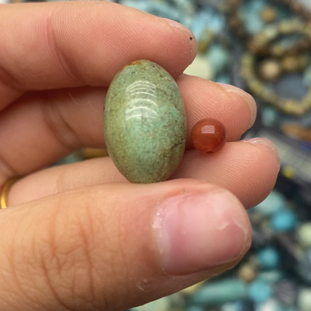 南红玛瑙未镶嵌珠宝奇石