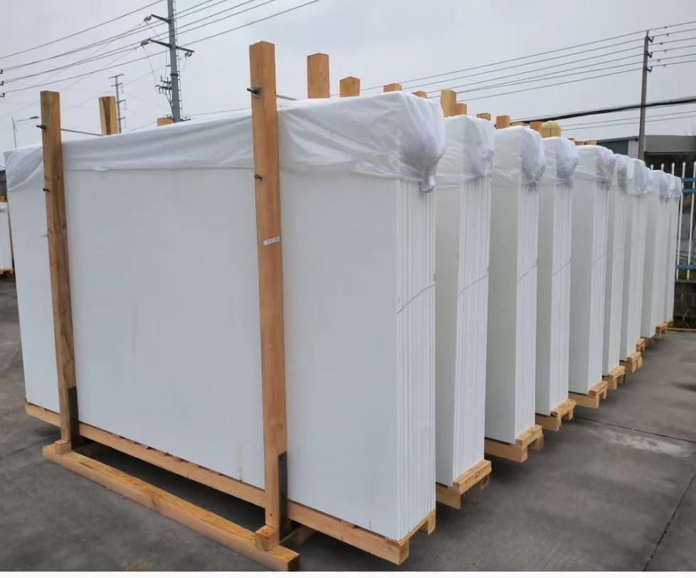 防摔见外包装水桶大号防水东方洛可可非正式学院风白色纯色