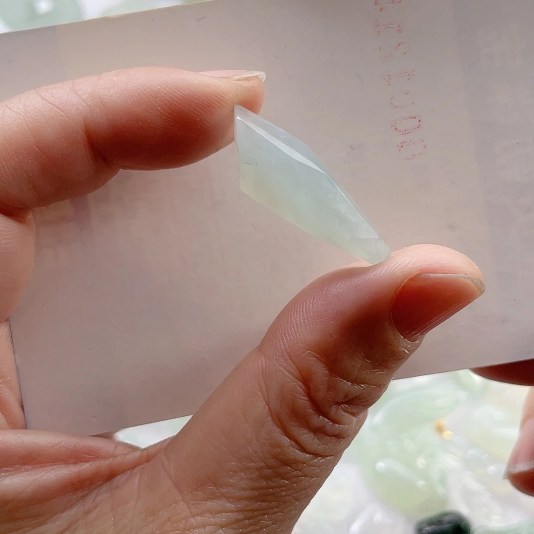 翡翠未镶嵌颈饰小***蓝吊坠