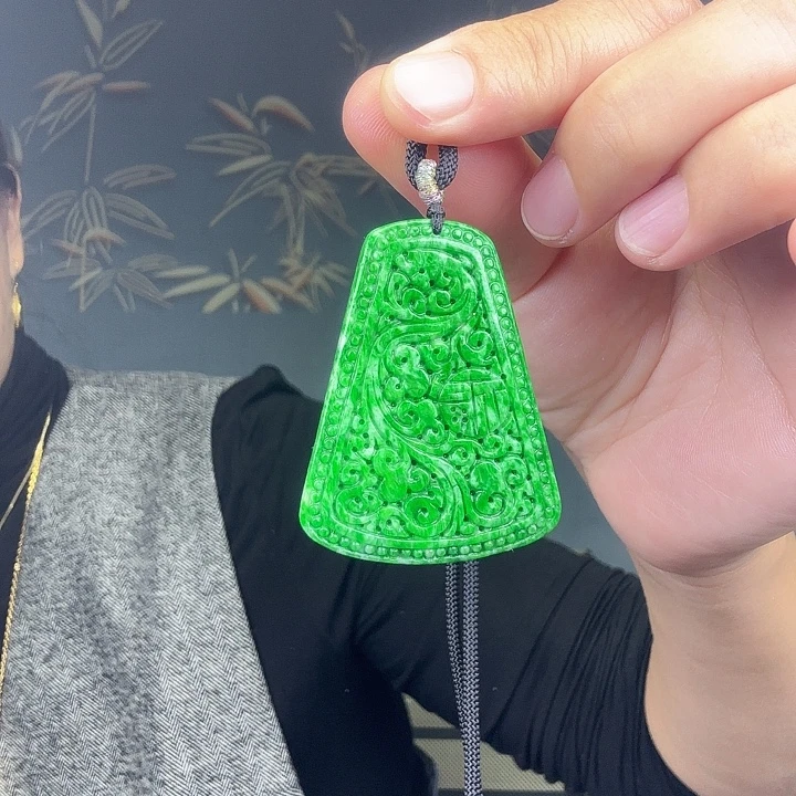 翡翠未镶嵌吊坠(不含链)特价